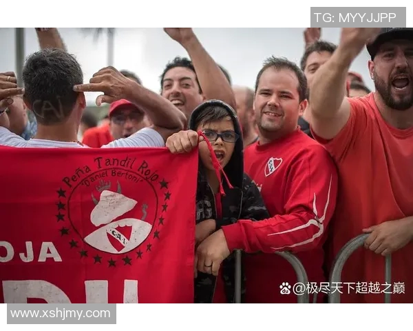 曼联与闹成的激烈对决将如何影响英超争冠格局与球迷热情